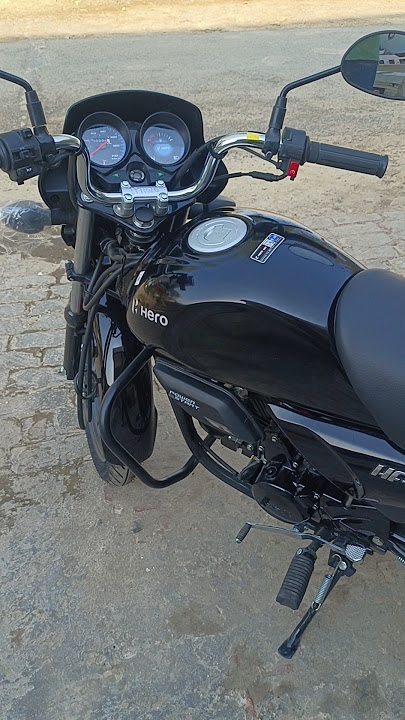 The Hero HF Deluxe All Black: A Masterclass in Subtlety