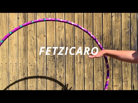 Dieses Video zeigt unser Hula Hoop Modell &quot;Fetzicaro&quot; in Bewegung bei Sonnenlicht. Tapes: 14mm purple grip / colour block glitter Dieses Modell ist erhältlic...