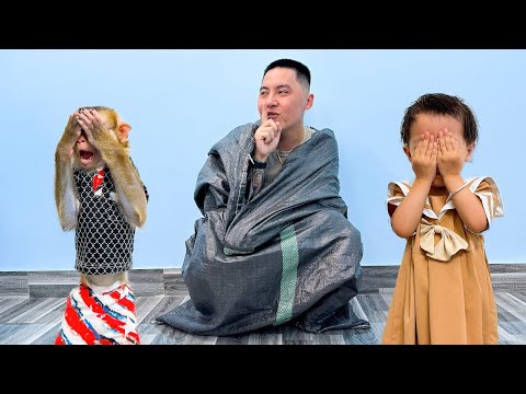 Dad, Monkey Kaka, and Diem are playing hide-and-seek, it's so funny.