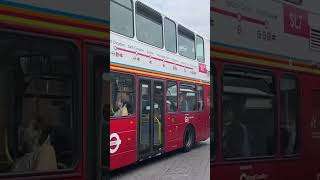 Route SL7 leaving #heathrow #bus #londontransport #londonbuses #fortheloveofbuses #shorts