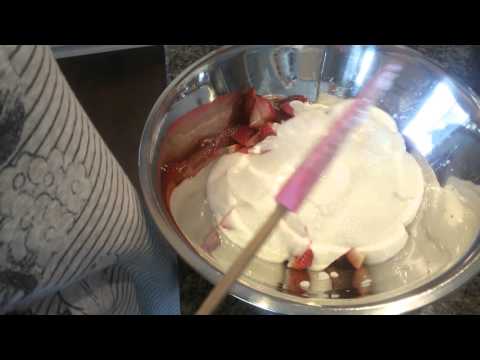 Strawberry white chocolate pudding pie