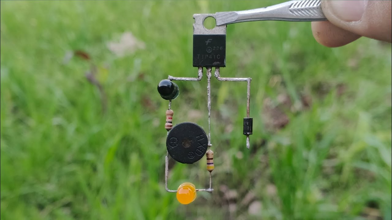 DIY Photo Diode Light Sensor Circuit | TIP41C Transistor Project | Light Activated Alarm