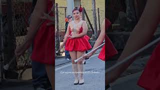 💃 Ladies &amp; Lions Music Band 🎵 #palillonas #baile #musicband #viralvideo #bastoneras #belleza