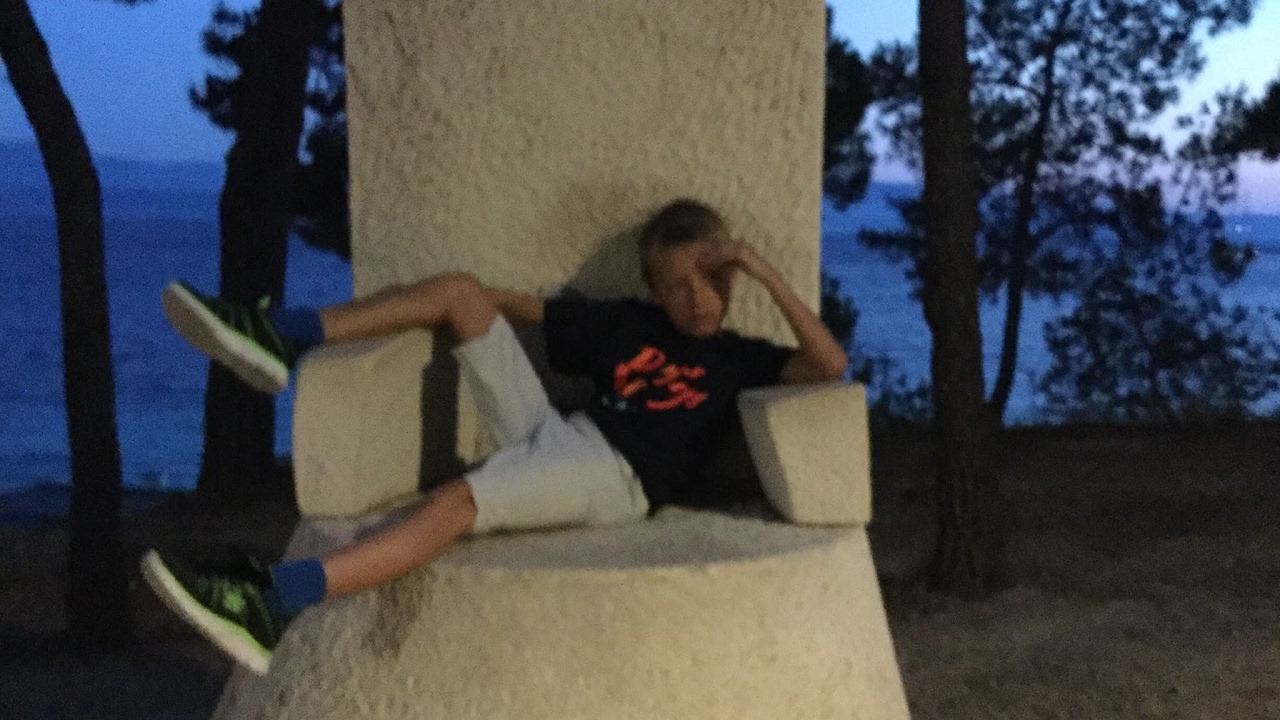 Watch Me Playing a Great Game