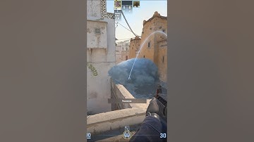 Лучший Смок с МИДа на шорт на карте Dust2 CS2! #csgo #кс2 #counterstrike #cs2 #shorts #dust2 #ксго