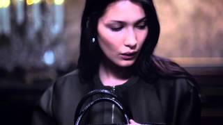 Download Lagu Versace Palazzo Empire Bag MP3 Download Lagu Versace Palazzo Empire Bag MP3