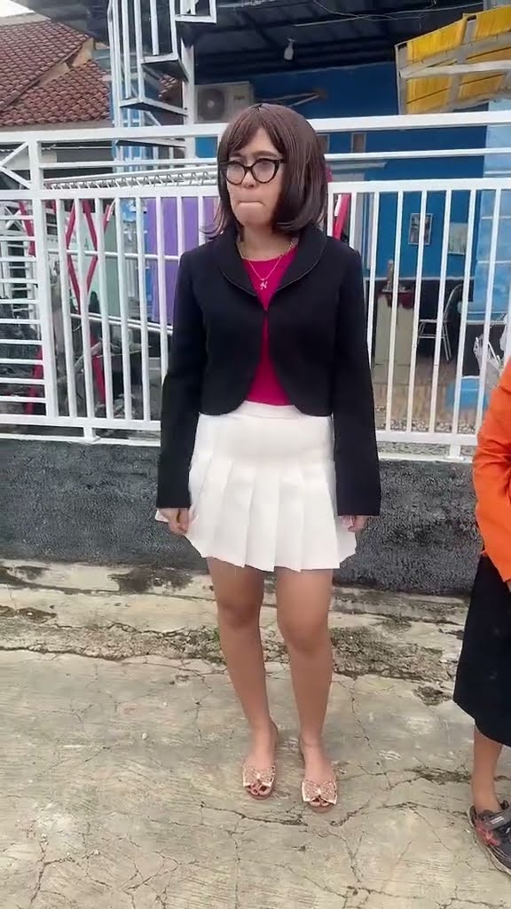 Vidio kocak dan gokil @nyaikembang1nyaikembang1 /siapa bilang gak punya teman ?