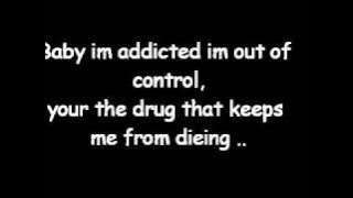 Enrique Addicted Lyrics