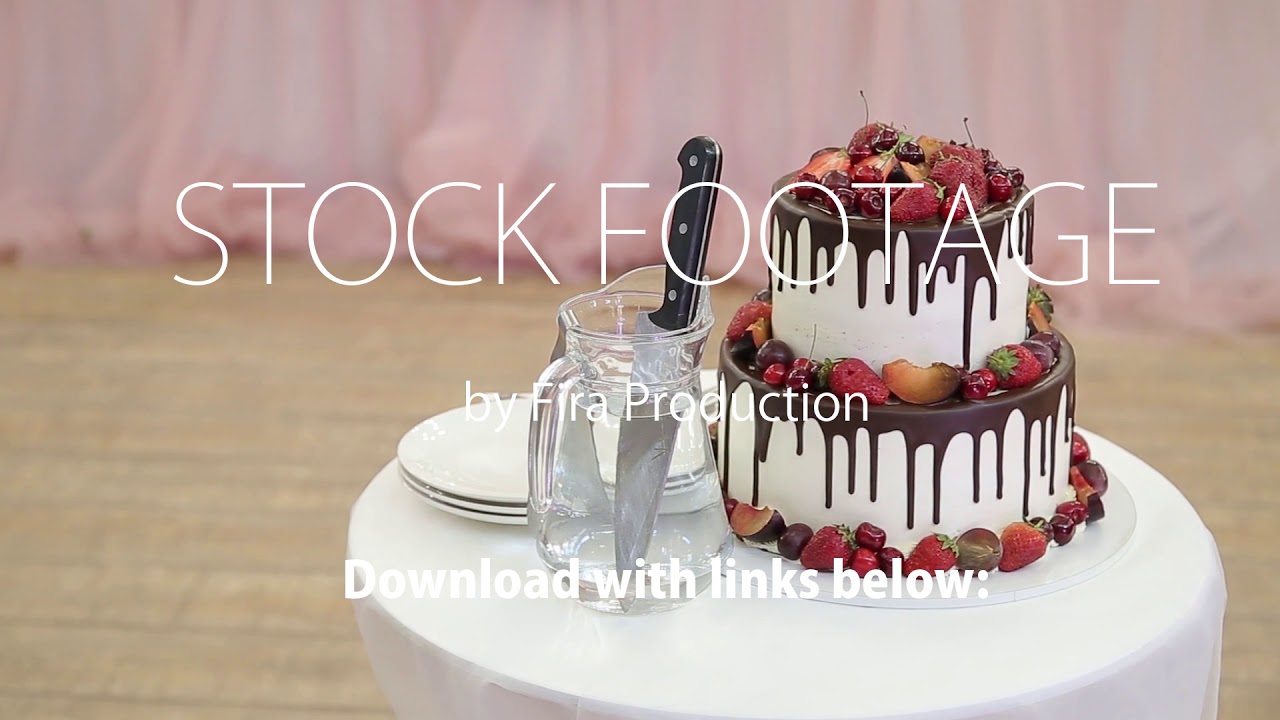 Wedding cake before being cutted