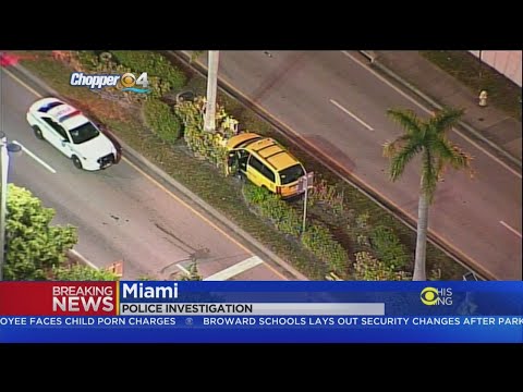 Taxi Driver Crashes In Median On Biscayne Boulevard