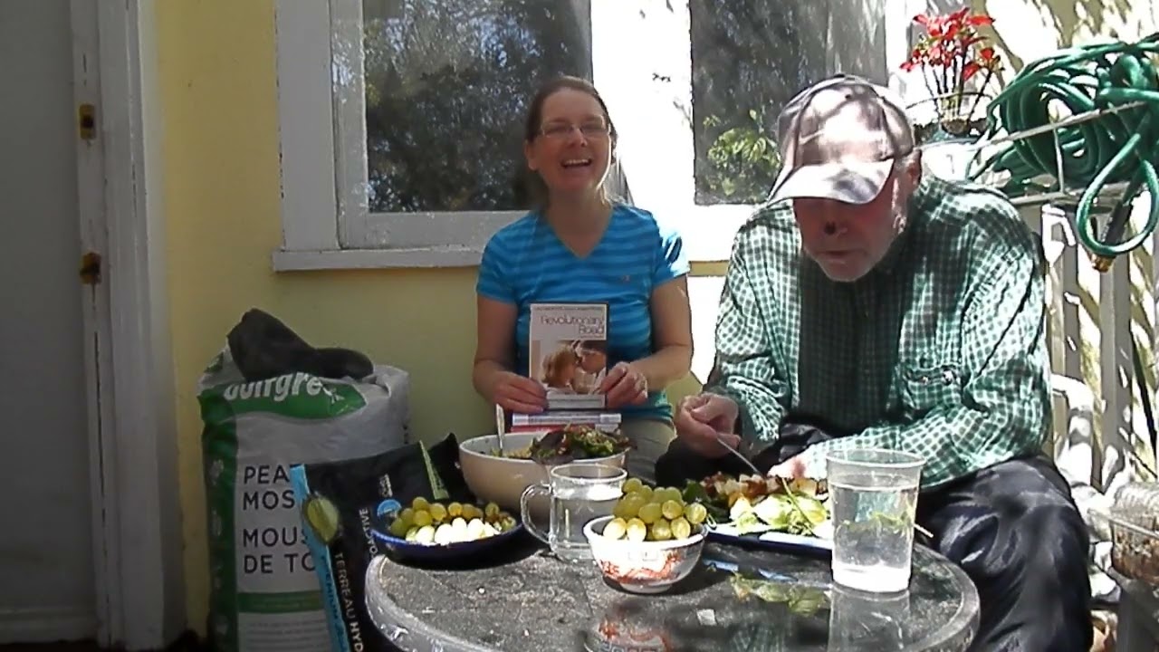 Revolutionary Road; Book Club: the next chapter; The Swing of Things; Love, Simon (DVD reviews).