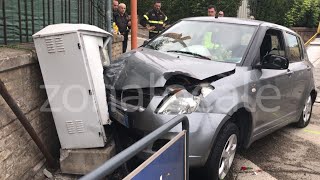 Vasto, auto sbanda e finisce contro un muro: feriti due turisti