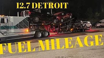 Kolik kilometrů na galon ujede motor Detroit Diesel?