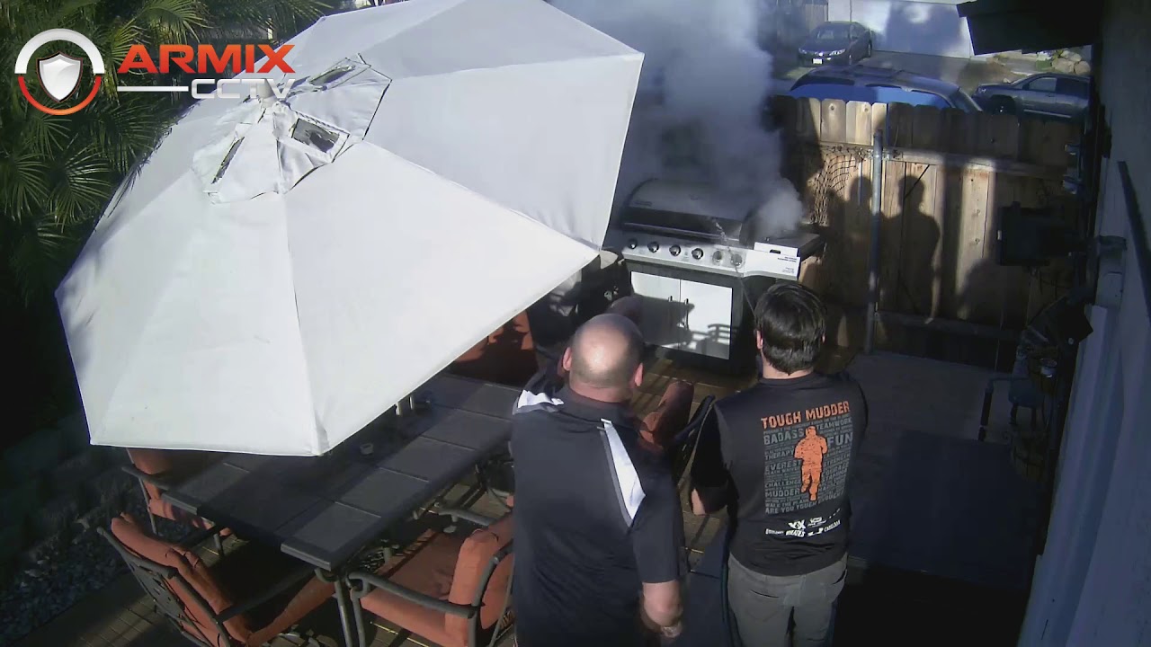 Grease Fire Captured On Armix CCTV System - YouTube