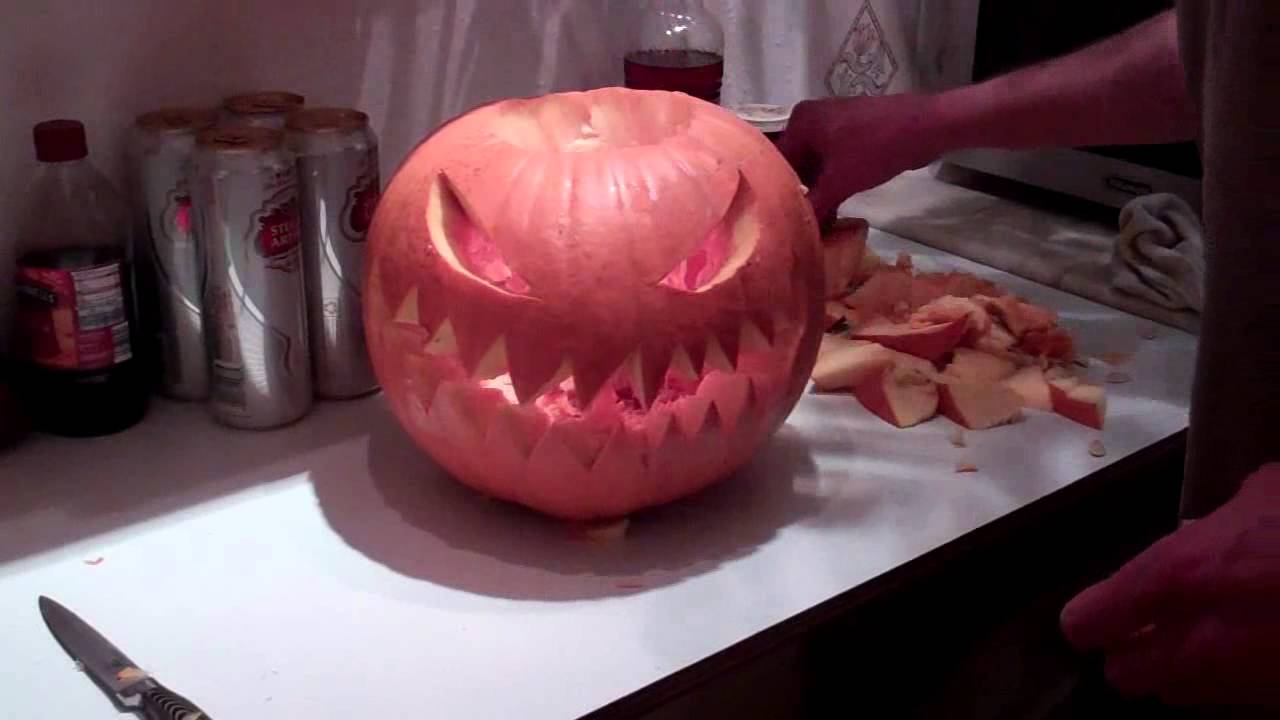 How to Carve / Make a Halloween Pumpkin Jack O Lantern - YouTube