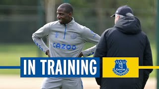 ABDOULAYE DOUCOURE STEPS UP RECOVERY AS LADS PREPARE FOR ASTON VILLA! | EVERTON IN TRAINING