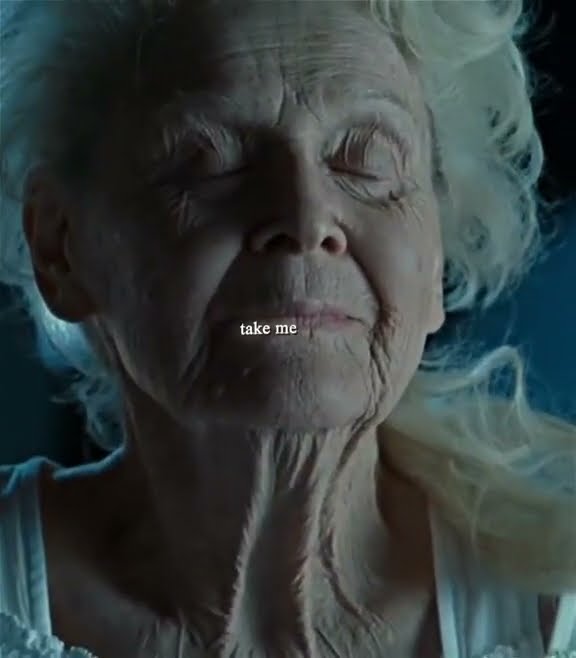 Take me Back to the night we met. #foryou #titanic #titanicmovie #rosedawson #jackdawson #1912 #fyp