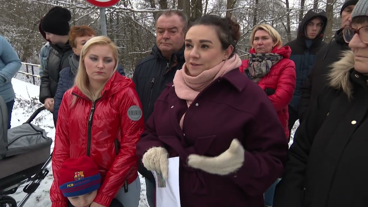 Mieszkańcy walczą o most. „Pieniądze na fontannę są, a na nową przeprawę nie” (UWAGA! TVN)