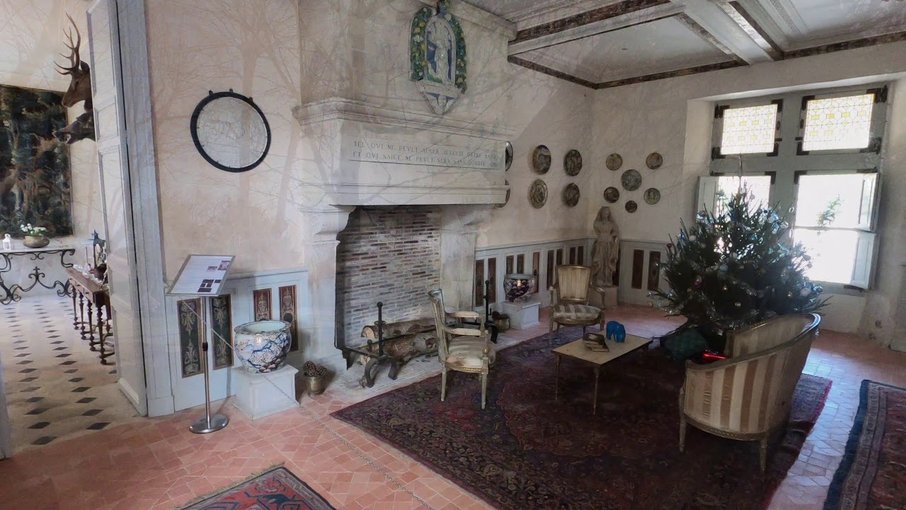 Château de Dampierre sur Boutonne YouTube