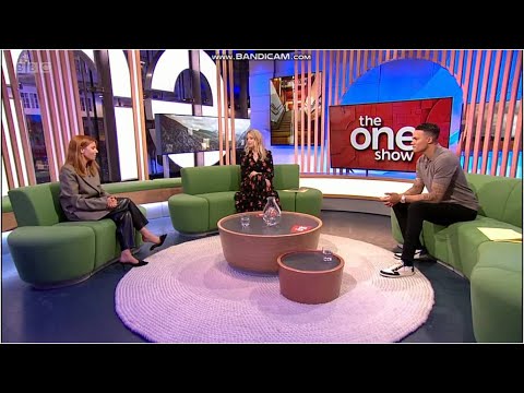 Stacey Dooley - Shoeplay & Dangling in Heels - 25/1/22