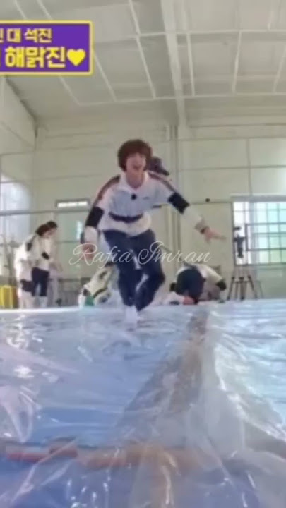 Jin suffering for 15 seconds 😂#bts #shorts #jin #runningman