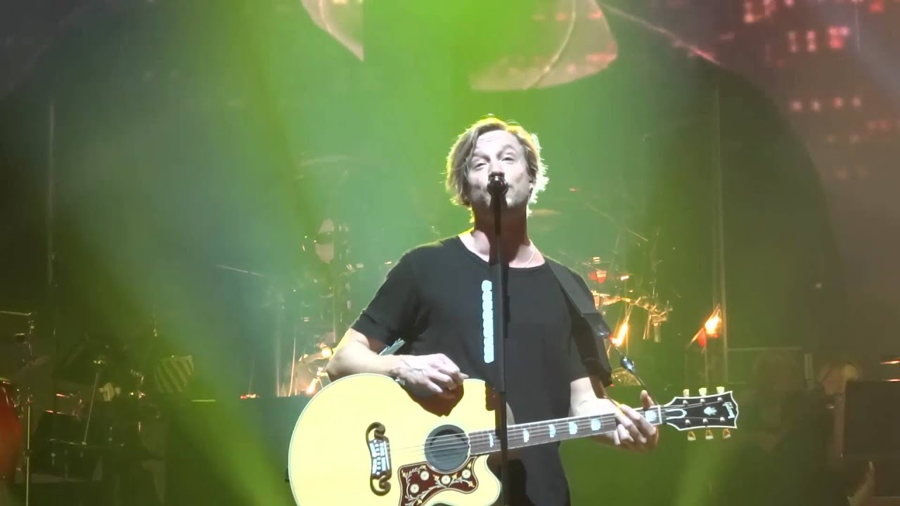 Sunrise Avenue - Somebody Will Find You @ Stuttgart (24.03.2016)