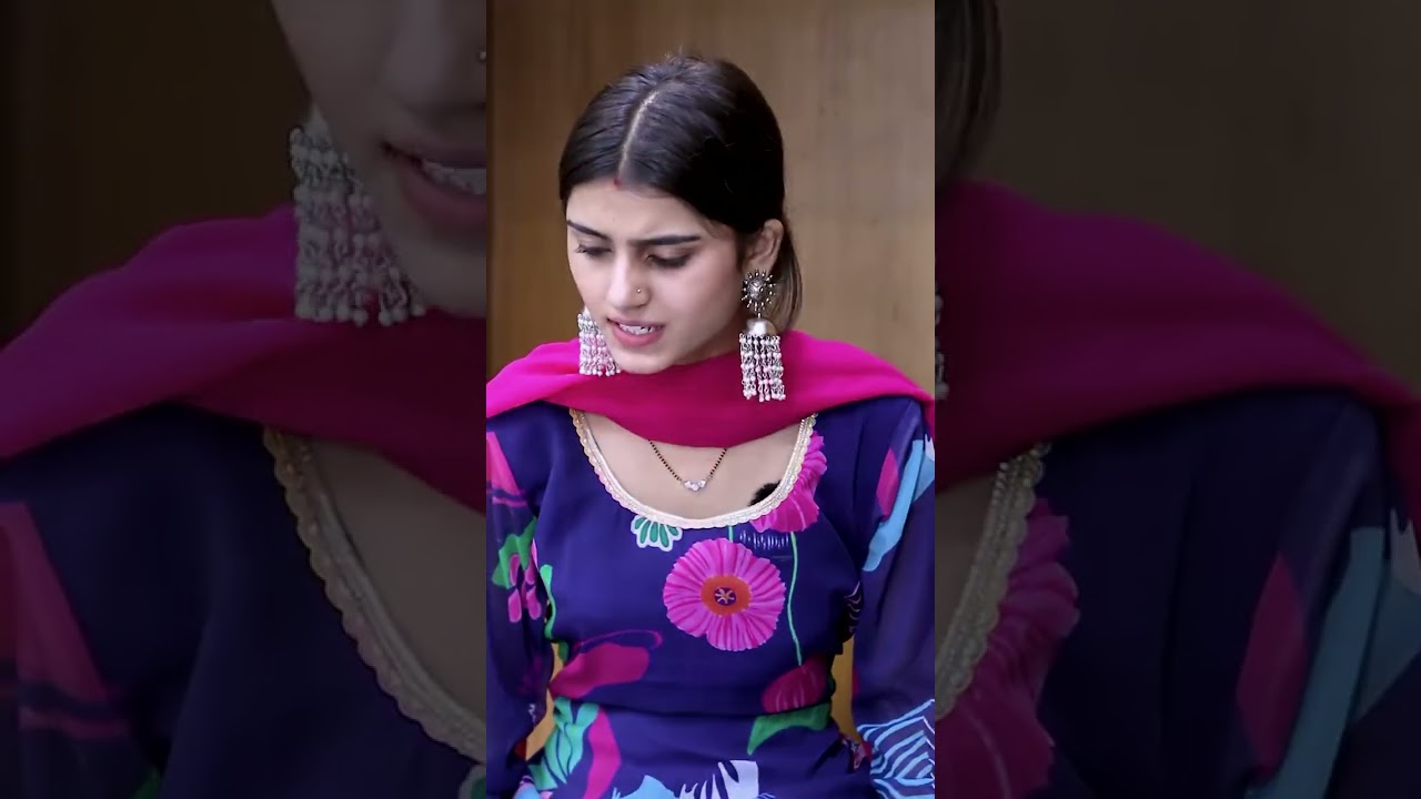 सासु मां यह पार्सल आपने मंगवाया है सासु मां ने बोली हां बहू ये सूट मै ही मंगवाया हूं