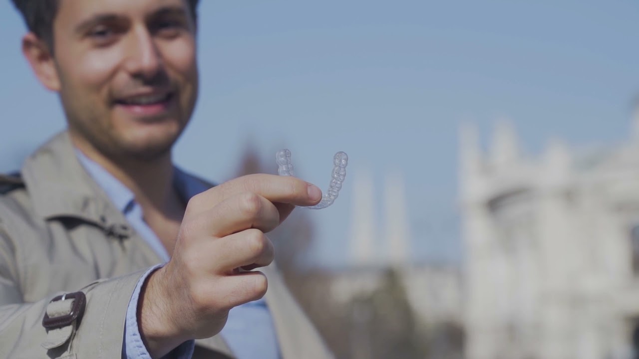 SayCheeese! Die unsichtbaren Zahnspangen aus Wien. Mit persönlichem Zahnarzt überraschend günstig.