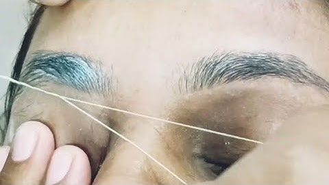सीखिए आइब्रो को शेप देना/धागे से कैची कैसे बनाएं/how to do threading at home in hindi only 2 minutes
