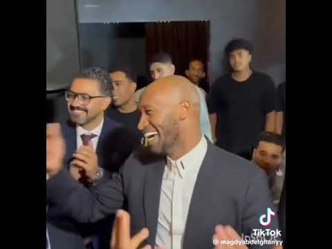 مشيت فى شارع الغرام على طريقه شيكابالا