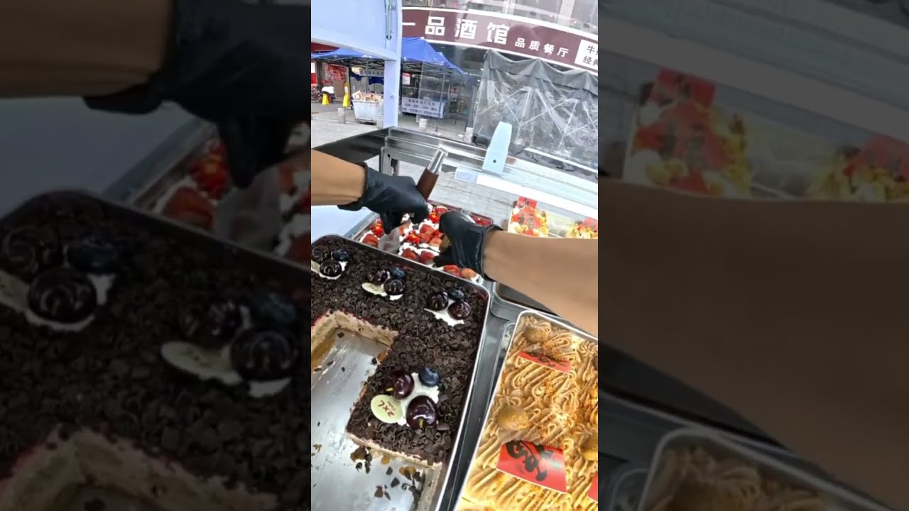 Livestream Selling Tiramisu Cakes - 01012026