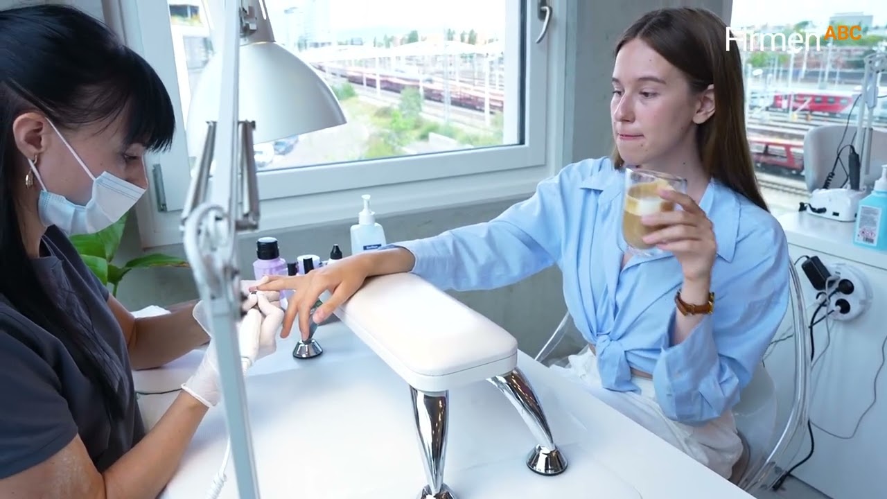 Perfekte Maniküre & Pediküre bei Nail Pro in Wien