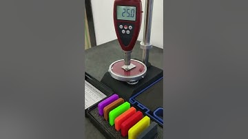 Shore hardness tester for soft rubber hardness testing