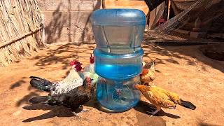 Sal de viaje sin preocuparte por el agua de tus aves 🐔💧| Bebedero Automático con bidones reciclados.