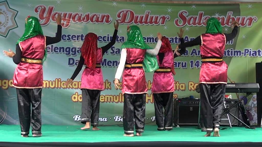 Tarian Wahdana anak yatim Yayasan Dulur Salembur