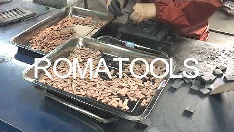 Diamond Segments production: loading the mold