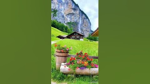 تلاوة جميلة جدا جدا تريح النفس و تملأها طمأنينة و سكونا