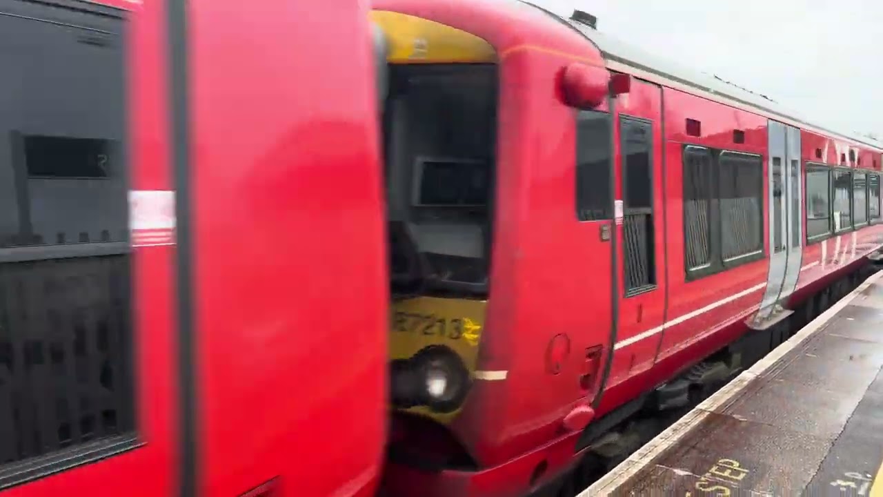 Gatwick Express leaving Three Bridges for Brighton  