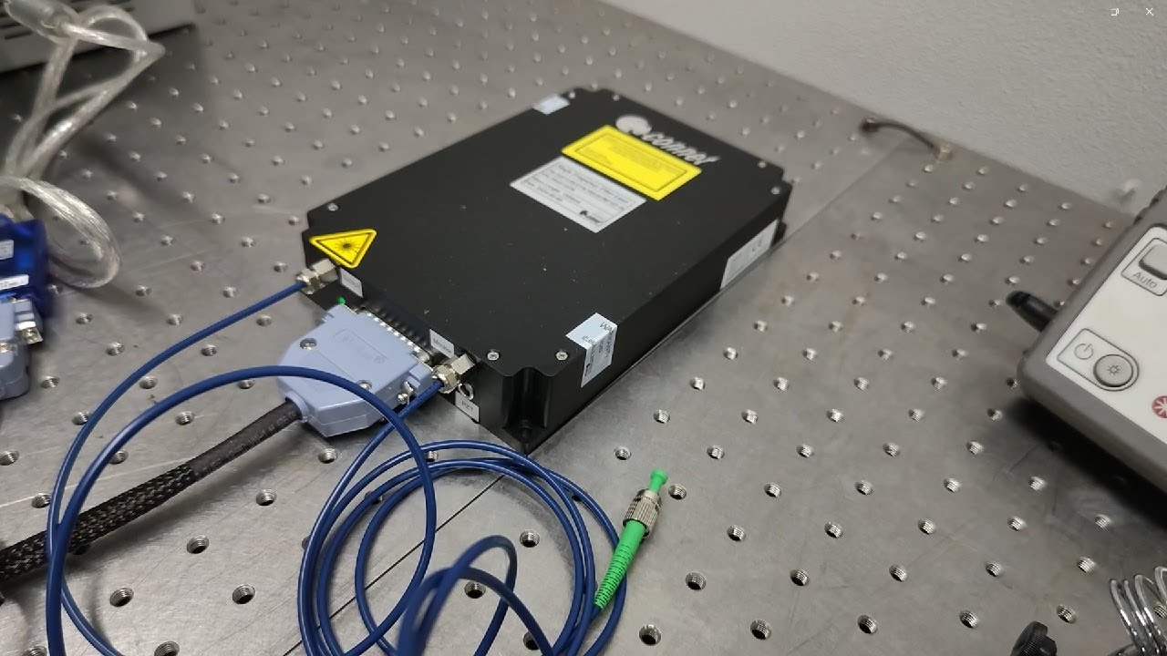 【Connet Laser Tech】 1550nm・単一周波数ファイバーレーザーモジュール「CoSF-D-RS-EY-M」 - YouTube