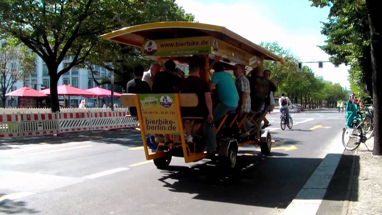 Bierbike (BierBike) auf den Linden in Berlin YouTube