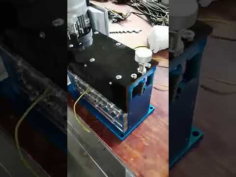 15-42mm Big Diameter Wire Cable Stripper Machine with Wheel Carton 370W 15kV 220V