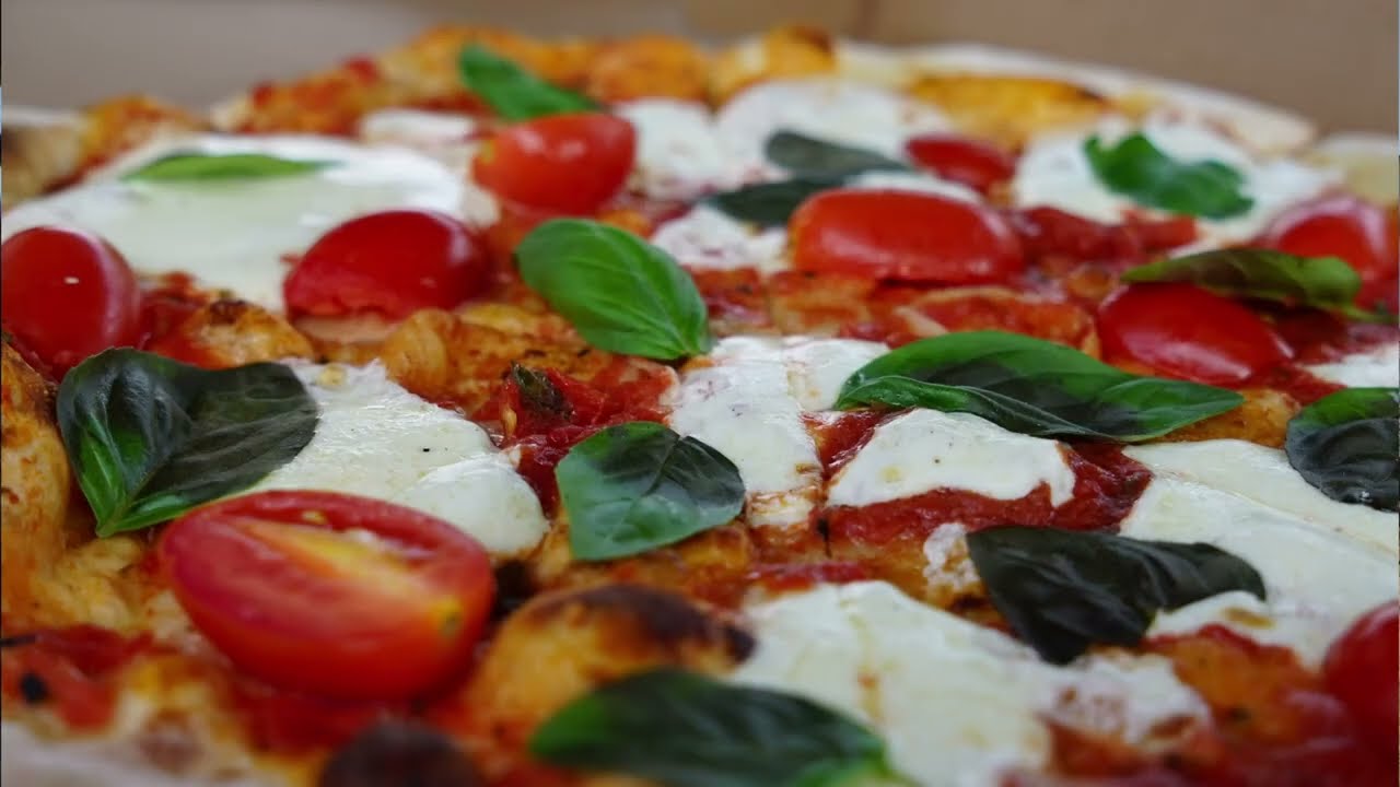 Neapolitan Pizza in an Apple Orchard?! TimberFire Pizza at Red Apple Farm
