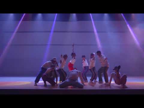 락킹 댄스 퍼포먼스
