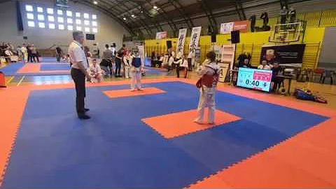 Daniel Dutkiewicz czerwony 2, Turniej Karate - Bdz...