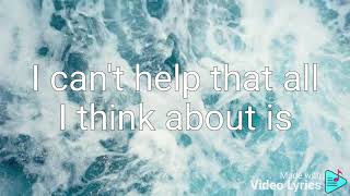 drowning pianio version chris young (lyrics)