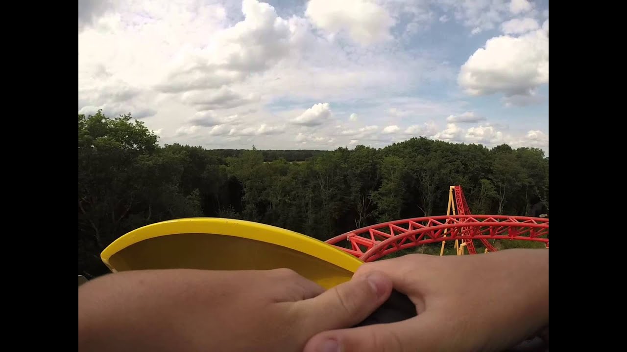 Attraction le twist au parc le pal