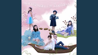 Download lagu Bermain Boneka