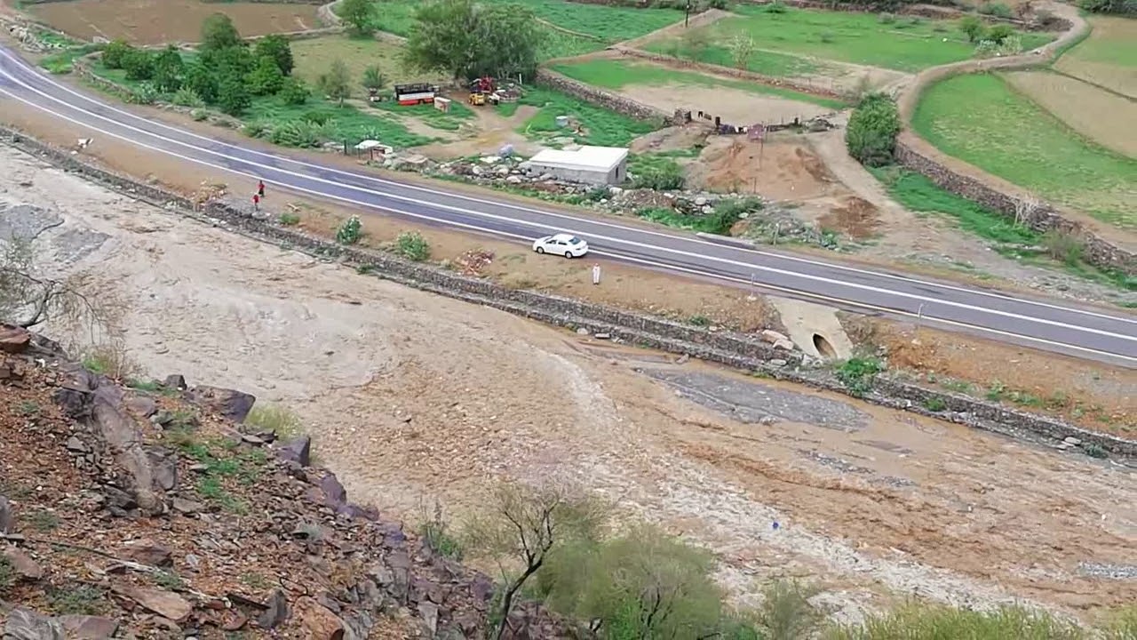 سيول وادي سبه الجمعه 1440/3/1صيف وادي سبه وربيعه