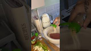 Prep tea with me 👩🍳 slow cooker spag bol 😍
