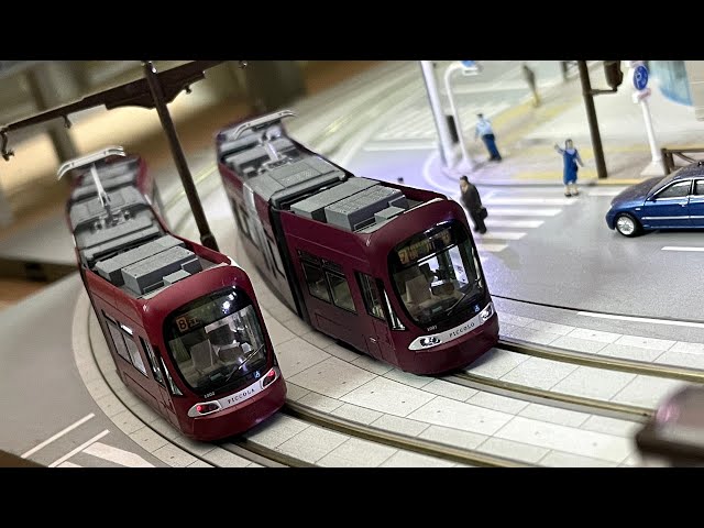 KATO 10-1604 廣島電鐵1000形 PICCOLO・PICCOLA - YouTube